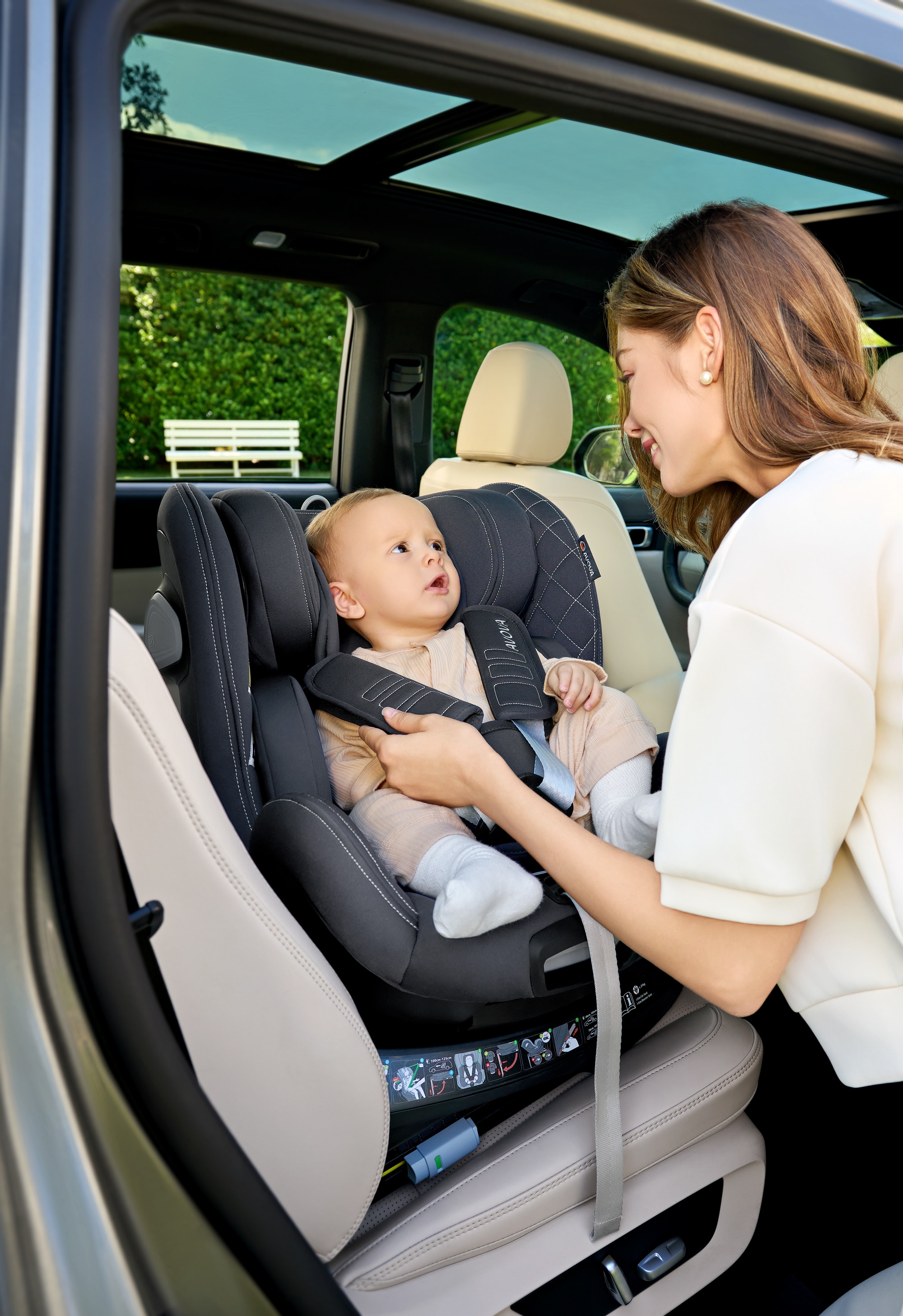 Avova Swan-Fix i-Size Car Seat