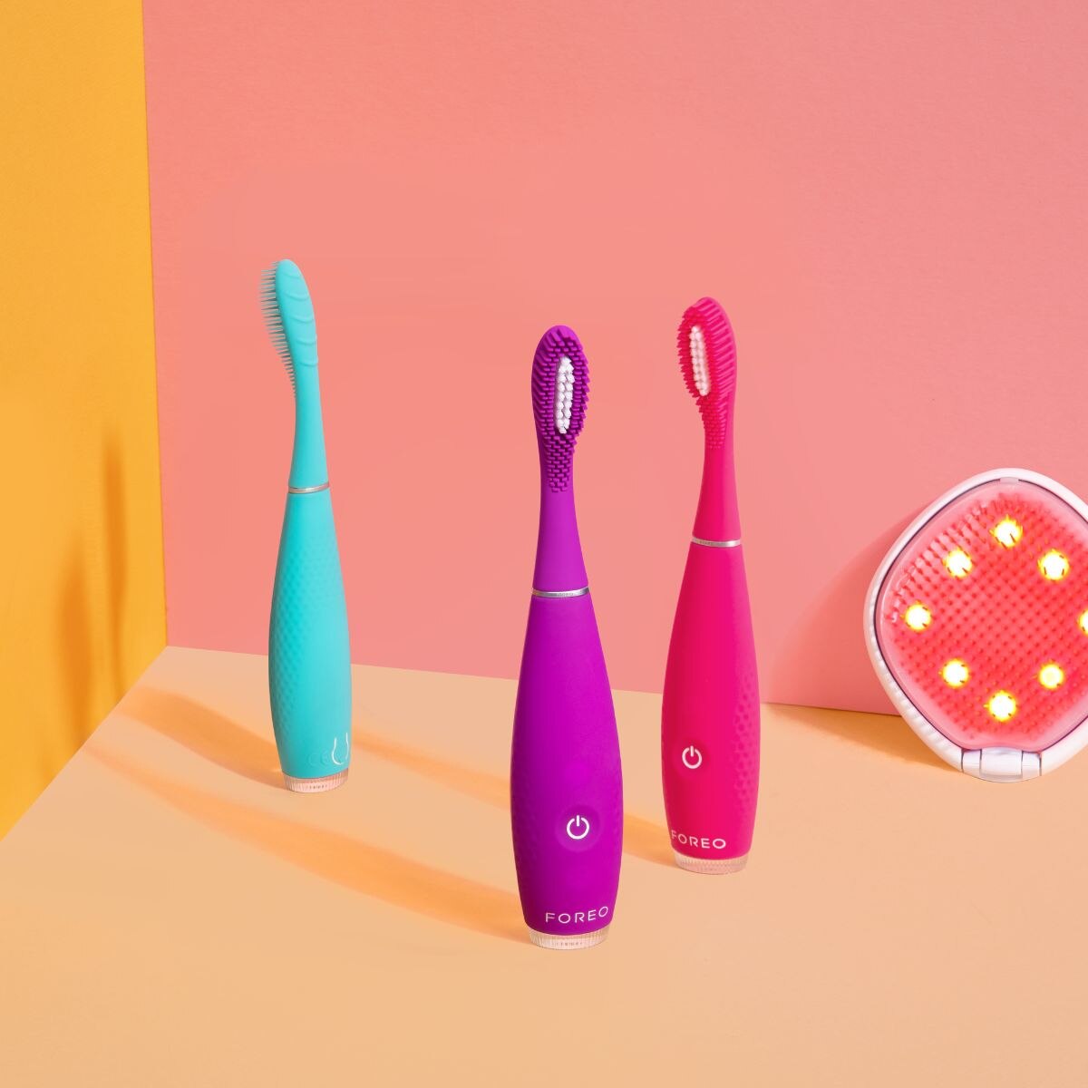 Foreo issa™ 4 smile