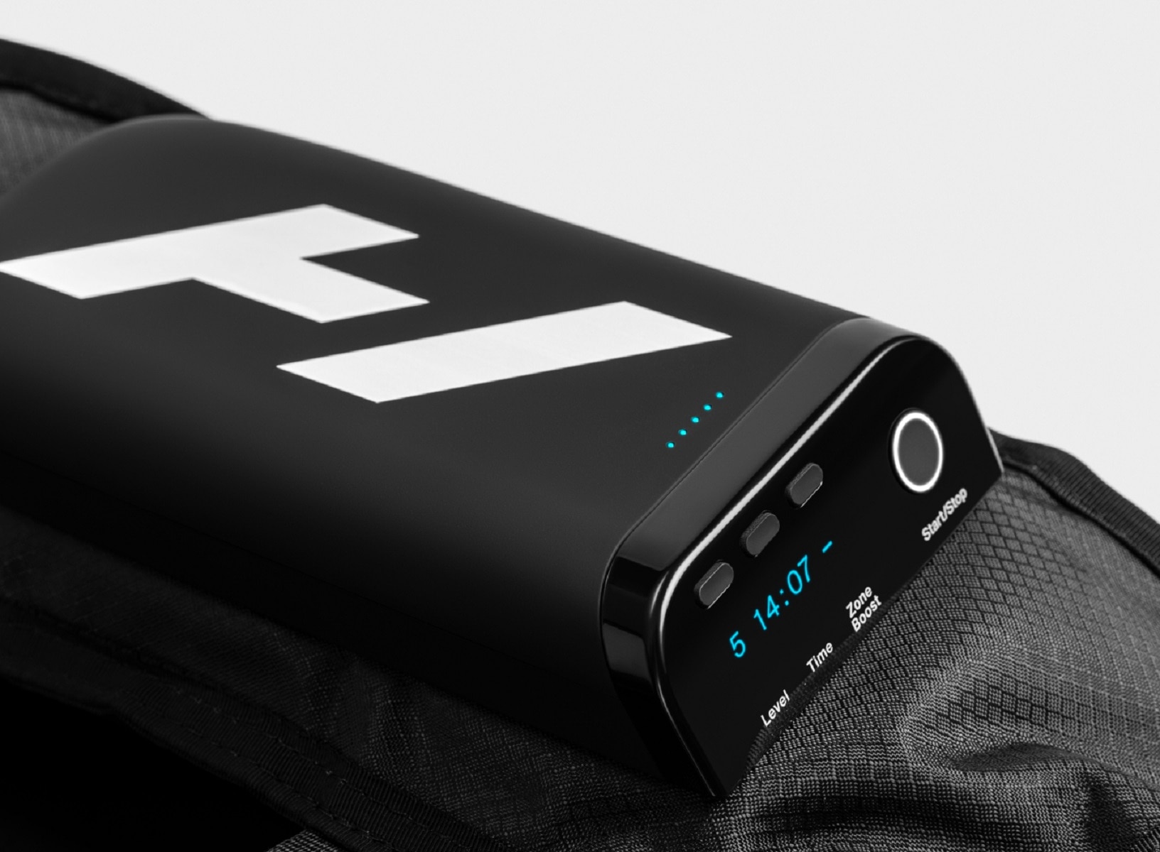 Hyperice 便攜動態氣壓式按摩系統 (髖部、髂脛束和下背部)