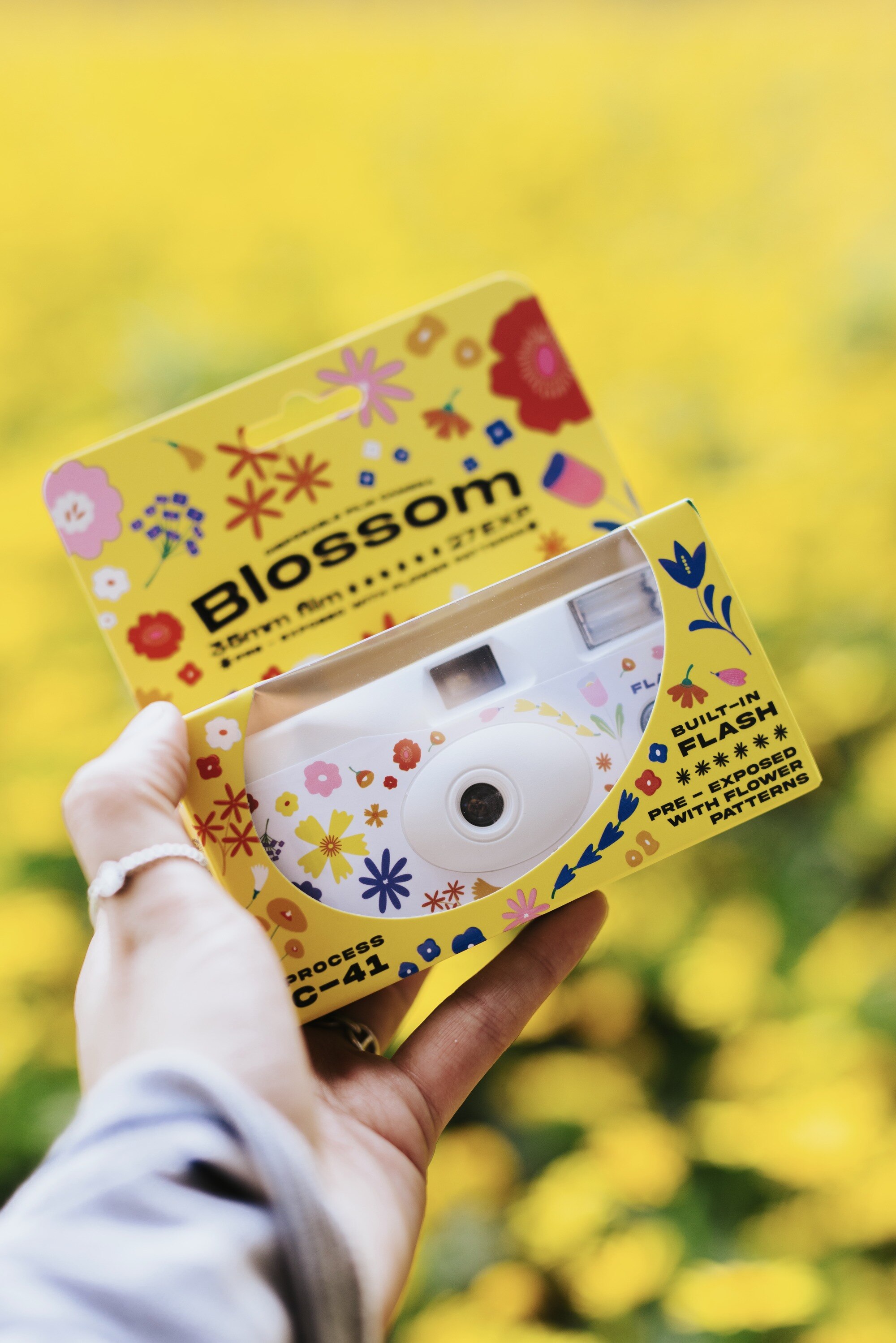 RETO Retocolor Blossom 400 35MM Disposable Film Camera 27EXP