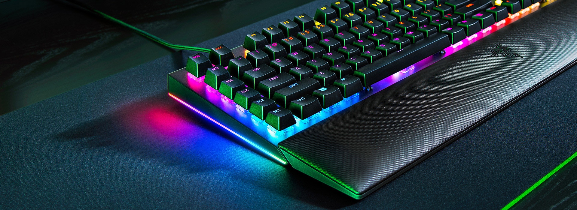 Razer 雷蛇 BlackWidow V4 有線機械軸遊戲鍵盤 (綠軸)