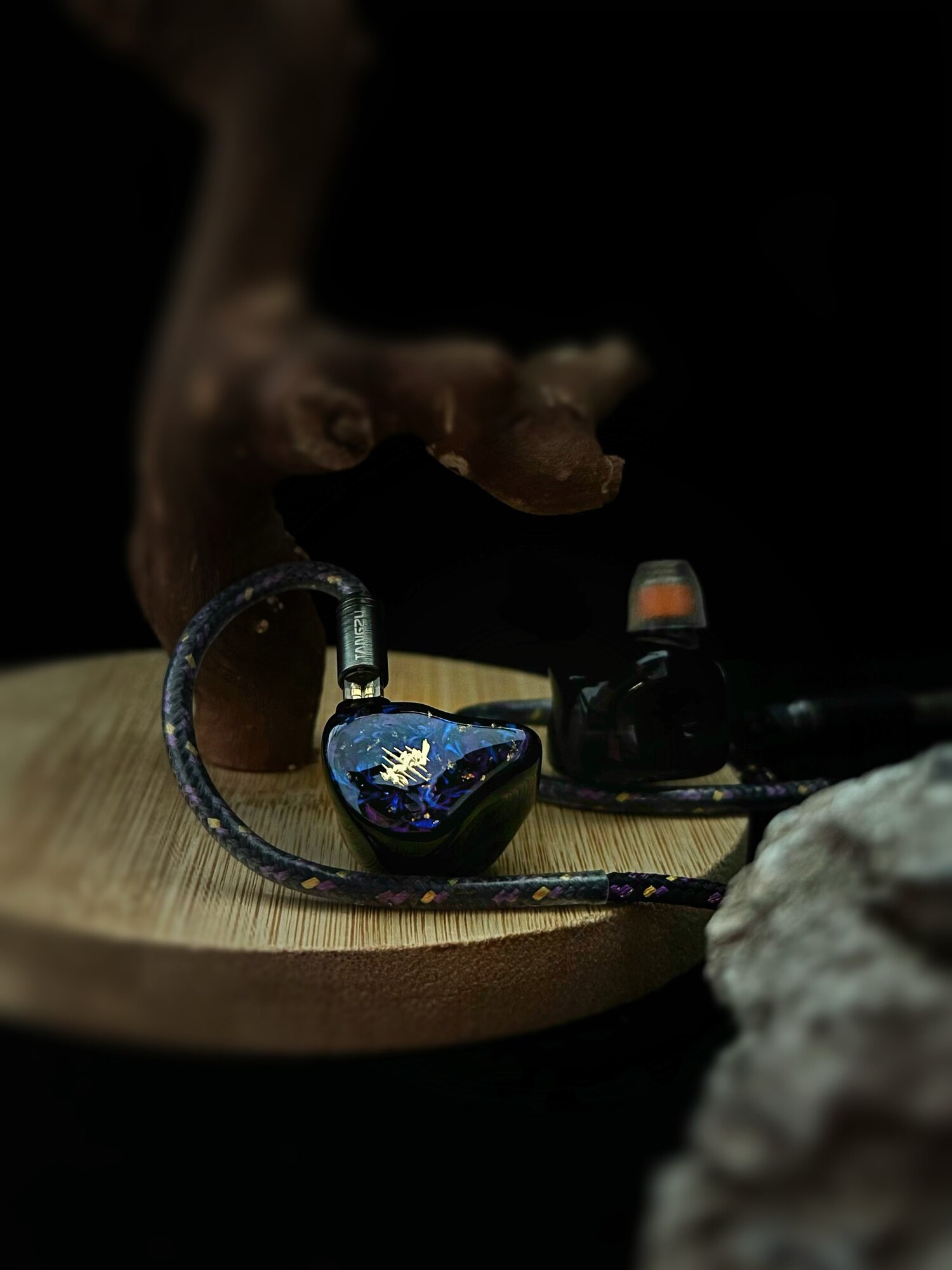 TangZu Tian Peng Hybrid unit in-ear headphones