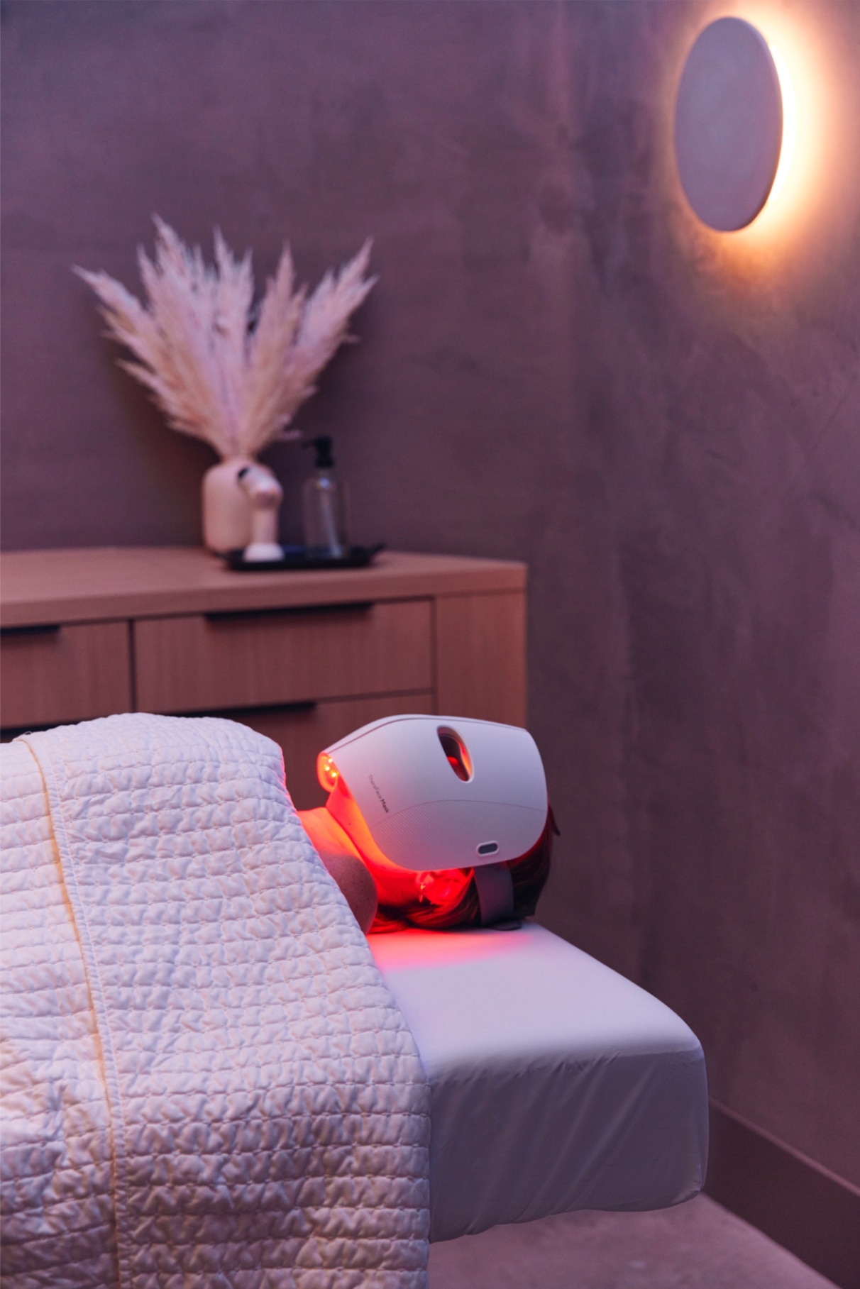 Therabody TheraFace Mask 嫩膚美容面罩