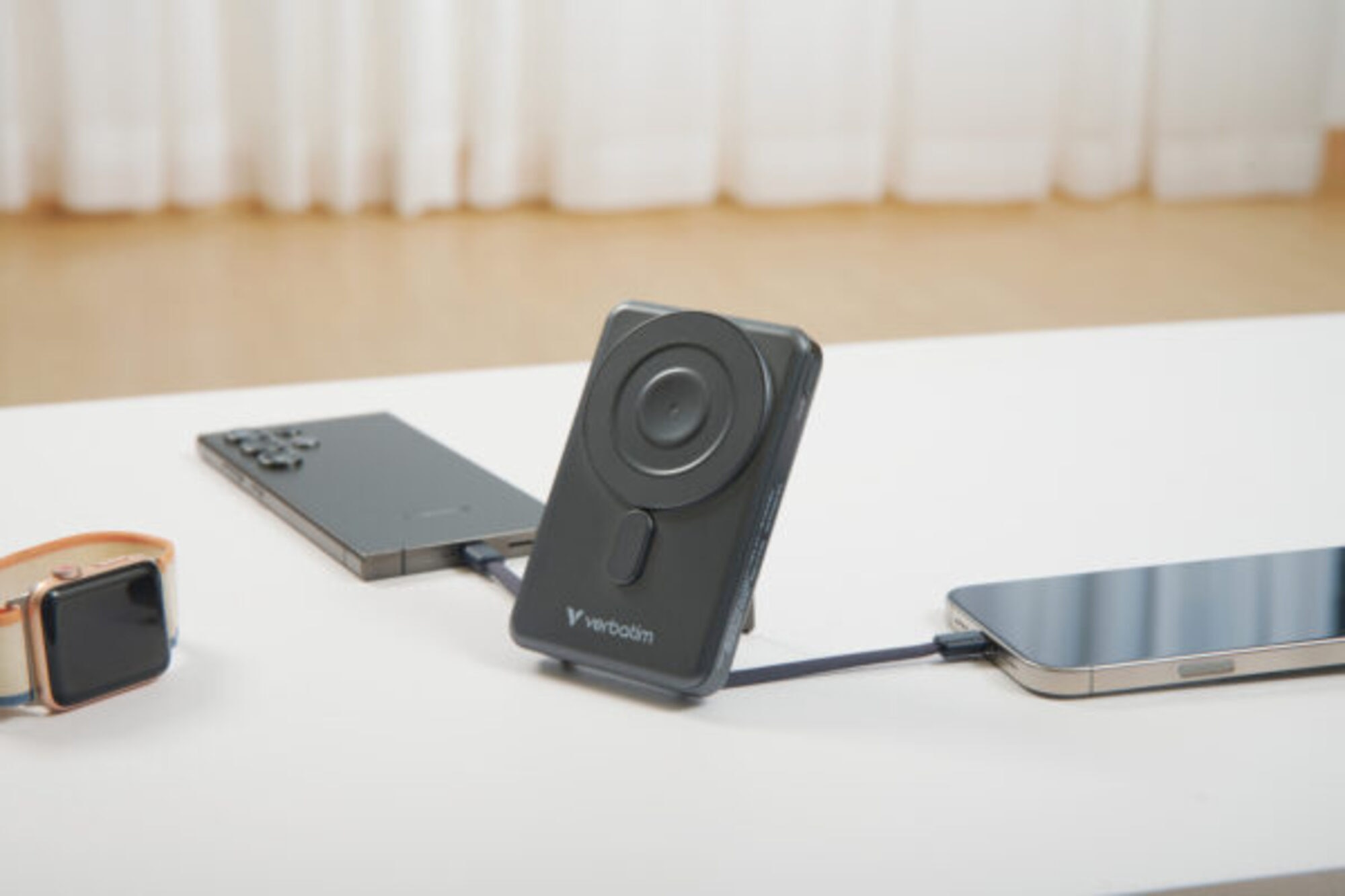 VERBATIM Charge ‘N’ Go Power Bank Magnetic Wireless Charing 5000mAh (WPBS2C5)